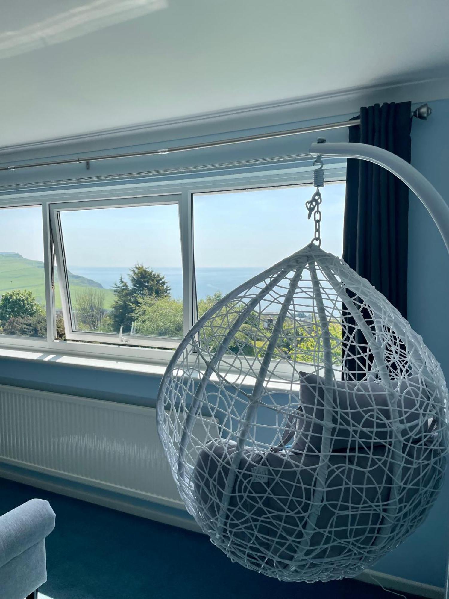 Stunning Charmouth Property With Bay Views! Exteriér fotografie