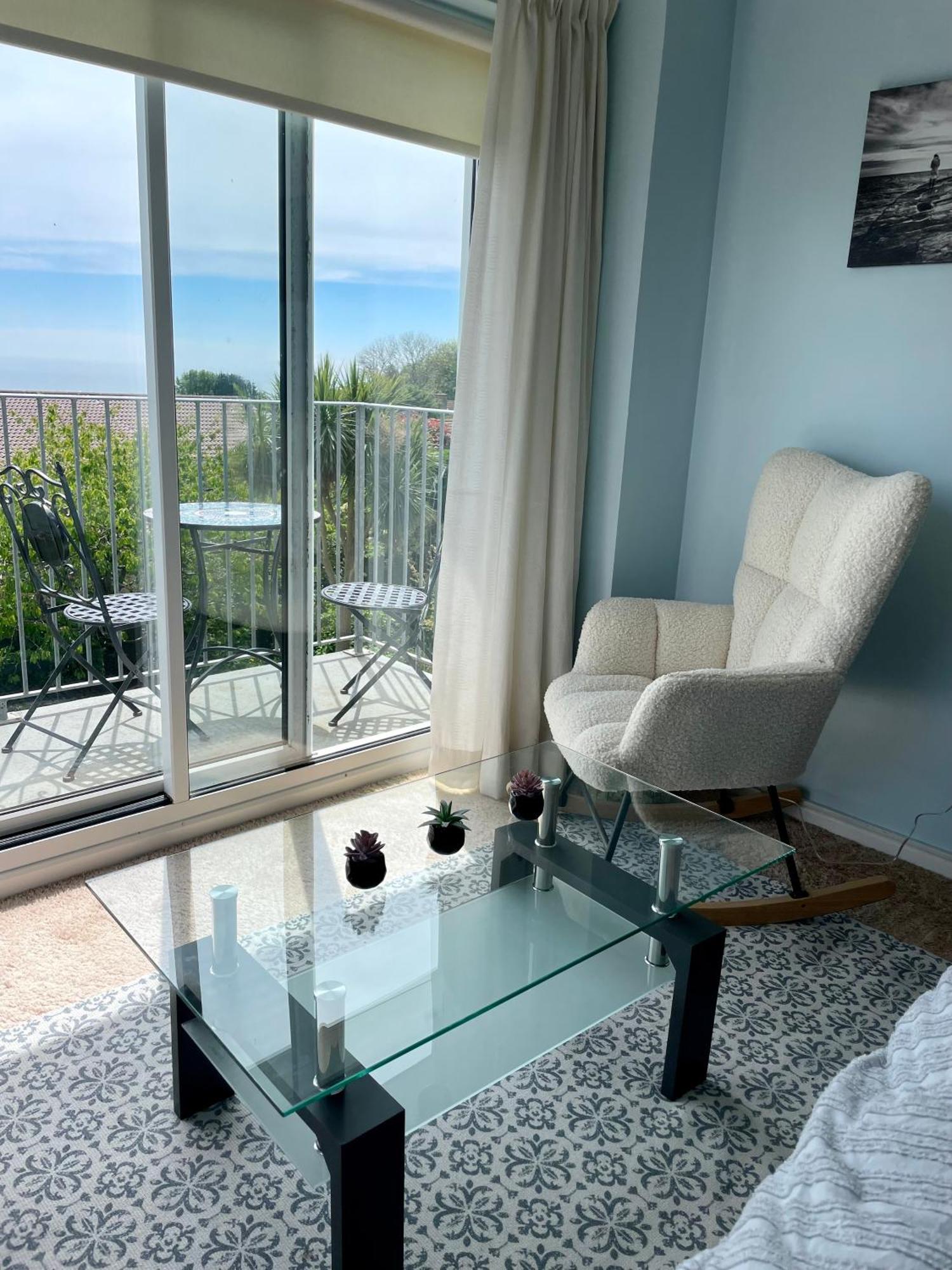 Stunning Charmouth Property With Bay Views! Exteriér fotografie
